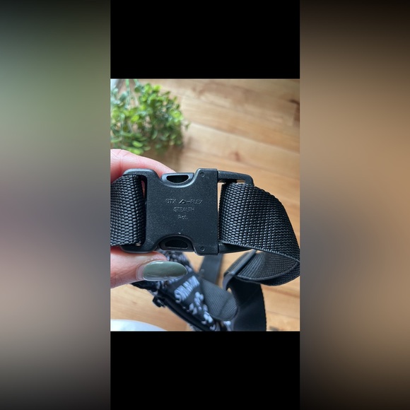 Vans Checkered Belt Bag - Picture 4 of 6